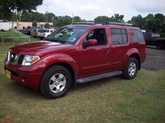 Nissan Pathfinder 2006 photo 24