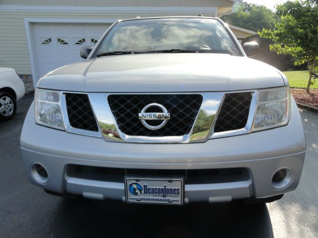 Nissan Pathfinder 2006 photo 5