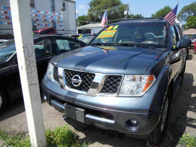 Nissan Pathfinder 2006 photo 1