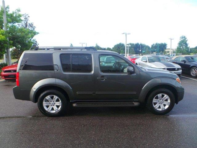 Nissan Pathfinder 2006 photo 1