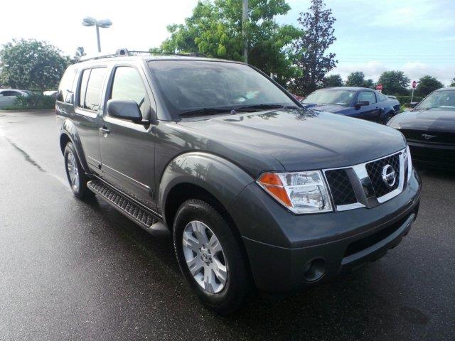 Nissan Pathfinder 2006 photo 2