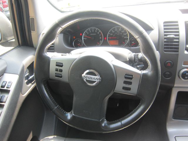 Nissan Pathfinder 2006 photo 7