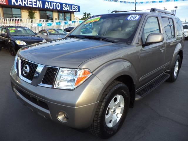 Nissan Pathfinder 2006 photo 4