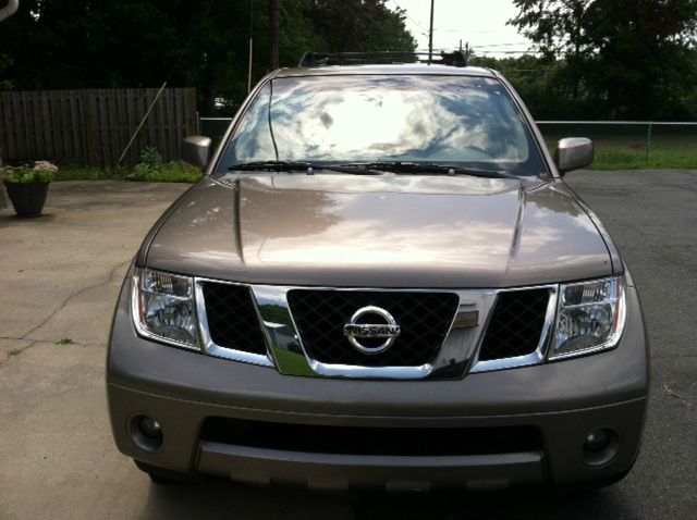 Nissan Pathfinder 2006 photo 3