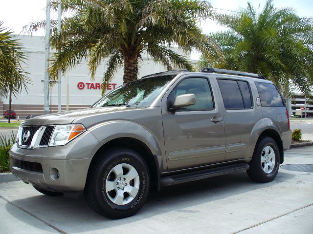 Nissan Pathfinder 2006 photo 5