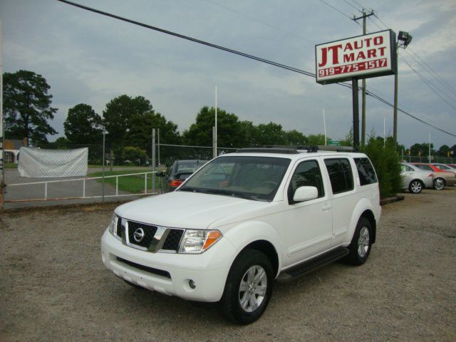 Nissan Pathfinder EX-L AWD SUV