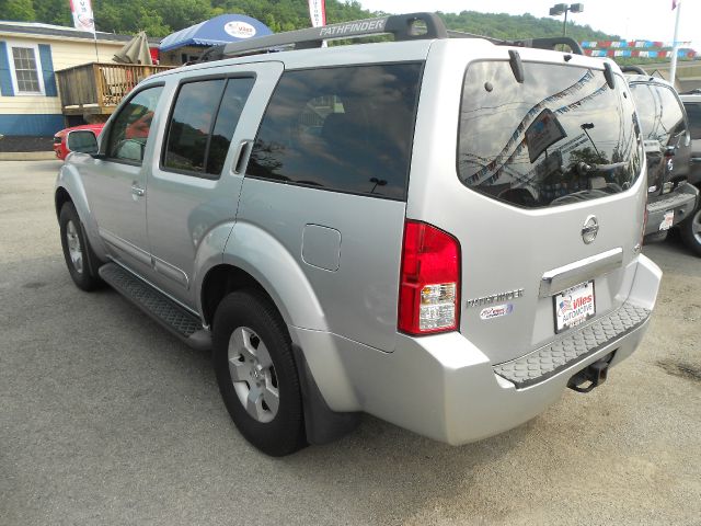 Nissan Pathfinder 2007 photo 4