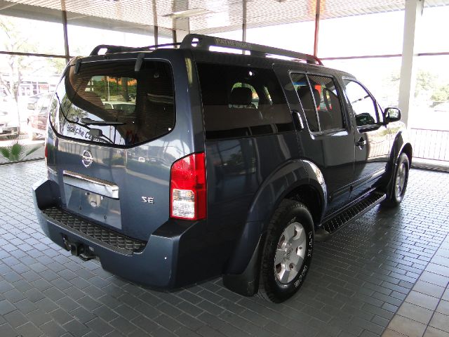 Nissan Pathfinder 2007 photo 1