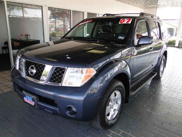 Nissan Pathfinder 2007 photo 3