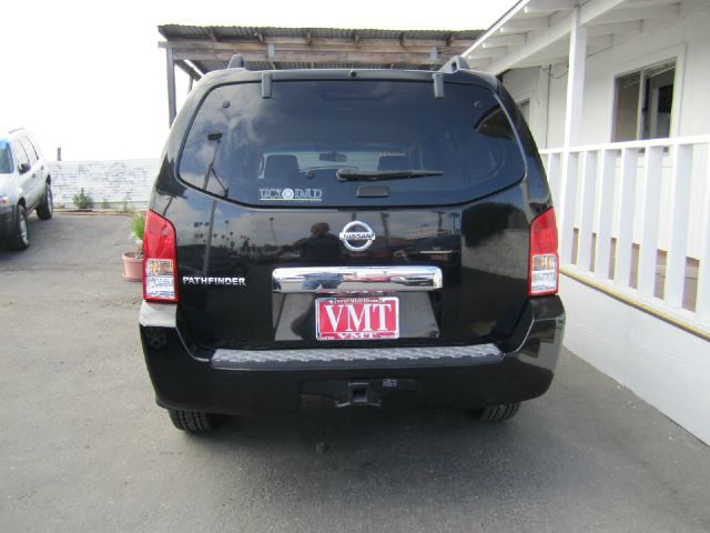 Nissan Pathfinder 2007 photo 4