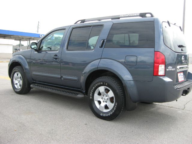 Nissan Pathfinder 2007 photo 14