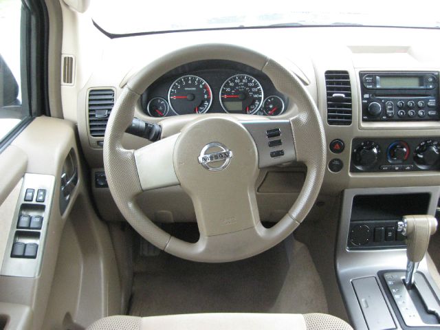 Nissan Pathfinder 2007 photo 2