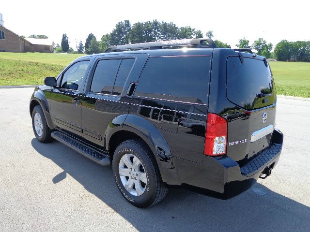 Nissan Pathfinder 2007 photo 6