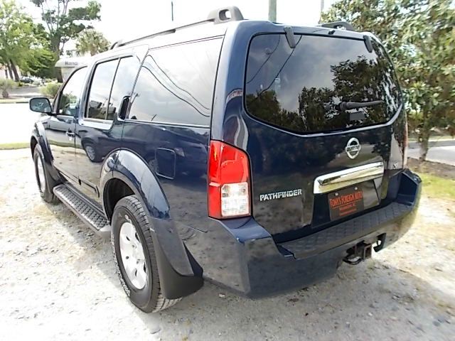 Nissan Pathfinder 2007 photo 2