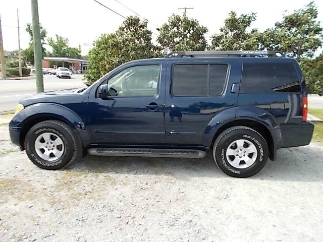 Nissan Pathfinder 2007 photo 3