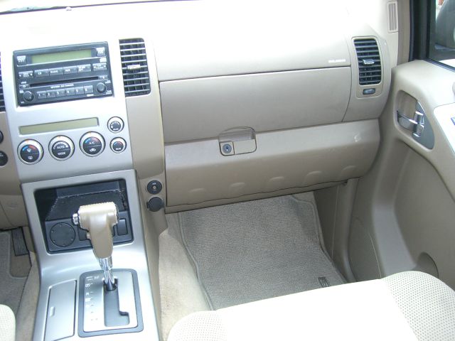 Nissan Pathfinder 2007 photo 1