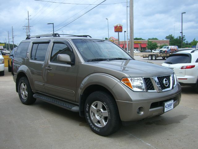 Nissan Pathfinder 2007 photo 10