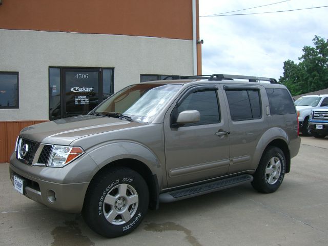 Nissan Pathfinder 2007 photo 15