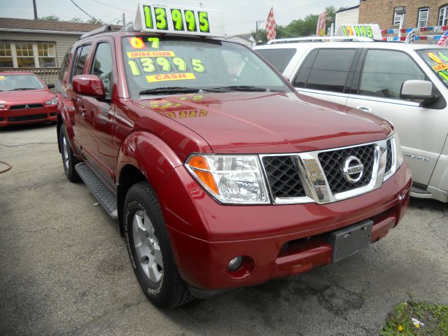 Nissan Pathfinder EX-L W/ DVD System SUV