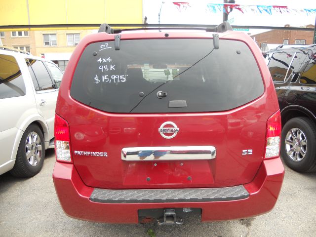 Nissan Pathfinder 2007 photo 2