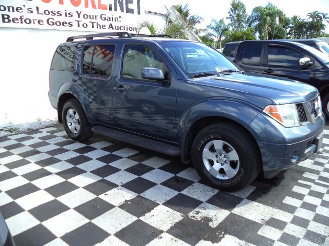 Nissan Pathfinder 2007 photo 2