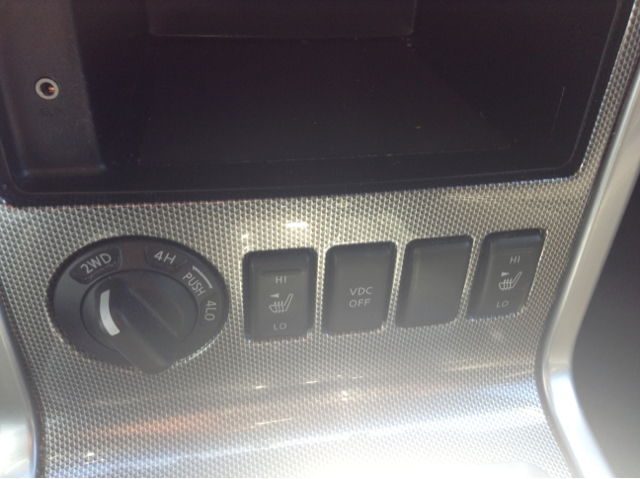 Nissan Pathfinder 2008 photo 2