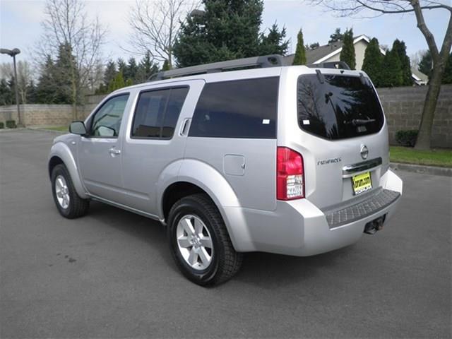 Nissan Pathfinder 2008 photo 1