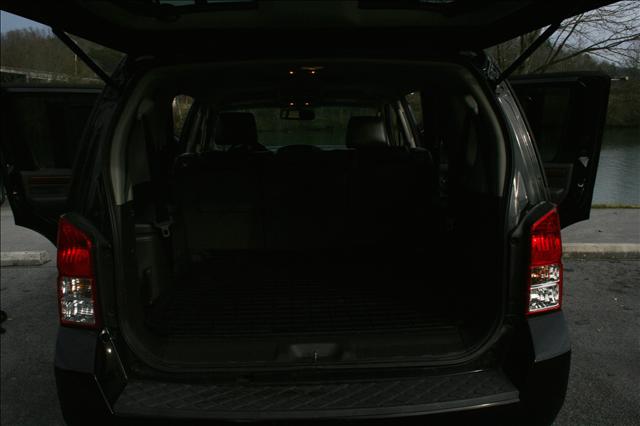 Nissan Pathfinder 2008 photo 2