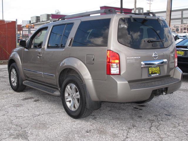 Nissan Pathfinder 2008 photo 1