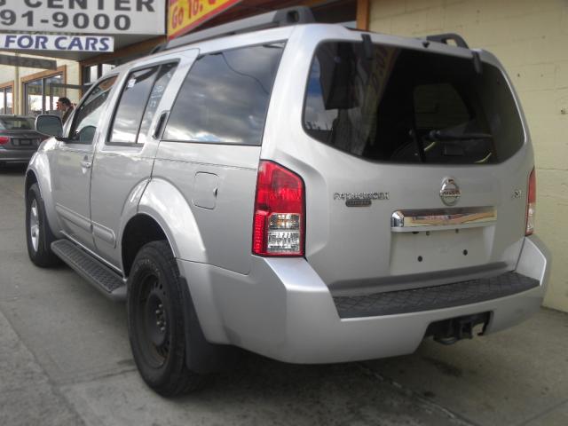 Nissan Pathfinder 2008 photo 2