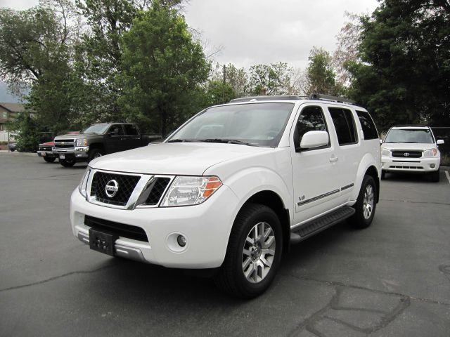 Nissan Pathfinder 2008 photo 2