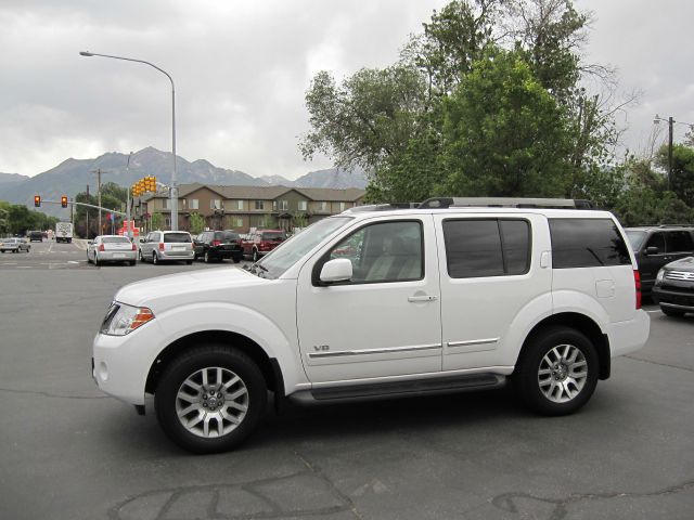 Nissan Pathfinder 2008 photo 4