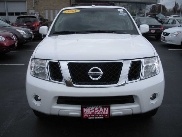 Nissan Pathfinder 2008 photo 2