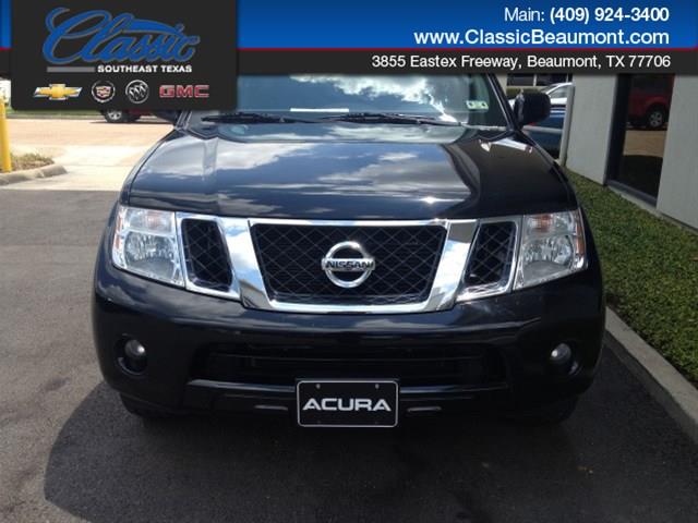 Nissan Pathfinder 2011 photo 4