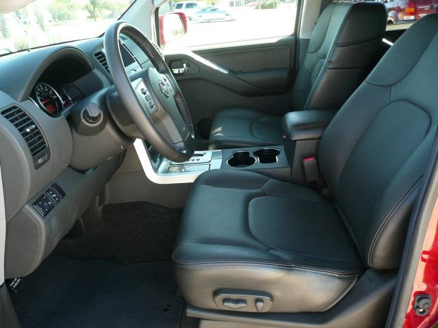 Nissan Pathfinder 2011 photo 3