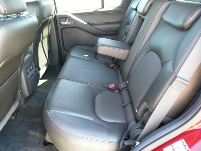 Nissan Pathfinder 2011 photo 4