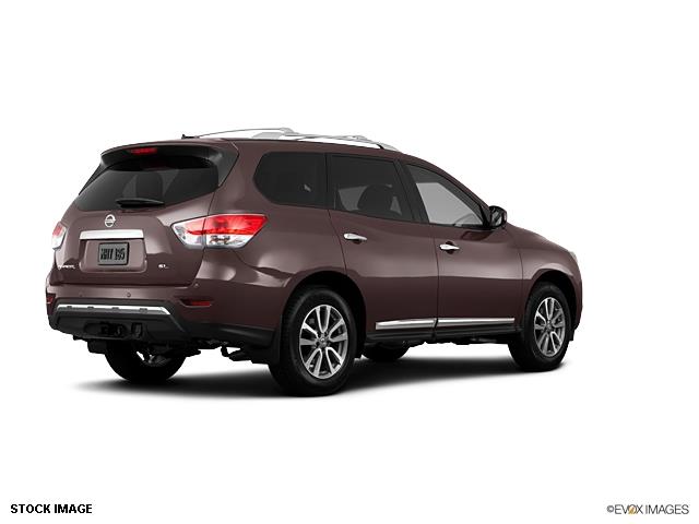 Nissan Pathfinder 2013 photo 3