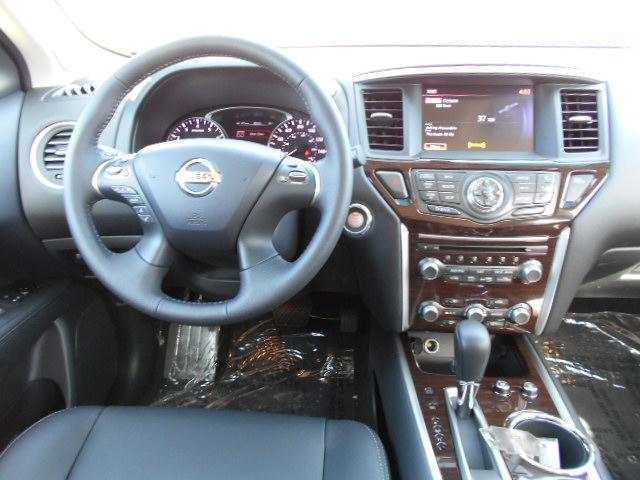 Nissan Pathfinder 2013 photo 20