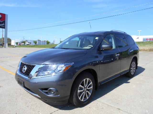 Nissan Pathfinder 2013 photo 6