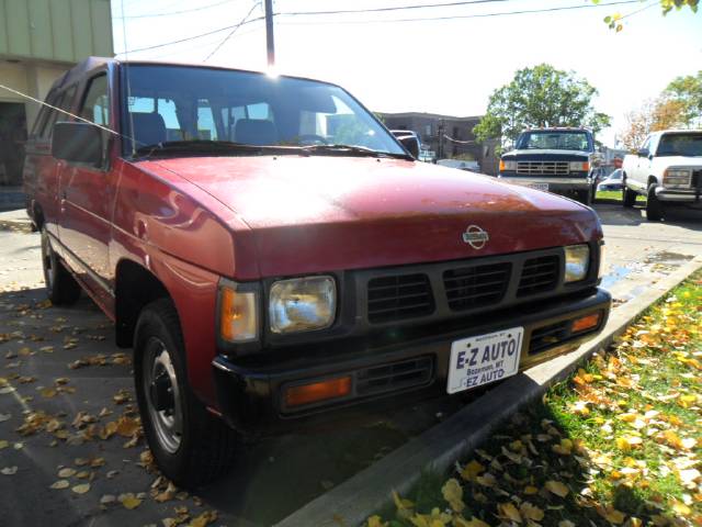 Nissan Pickup 1993 photo 1