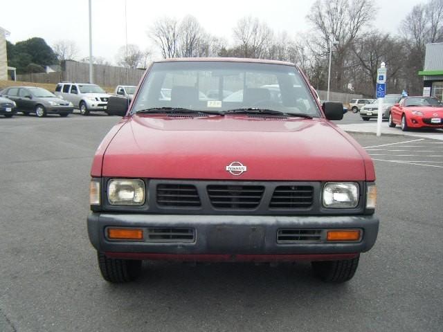 Nissan Pickup 1993 photo 3