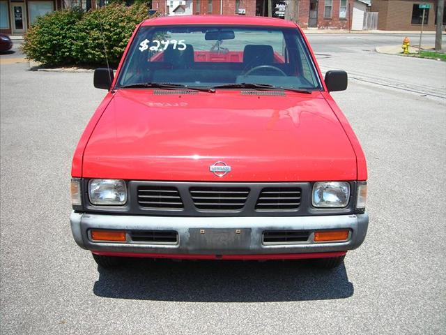 Nissan Pickup 1993 photo 1