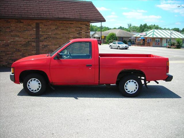 Nissan Pickup 1993 photo 3