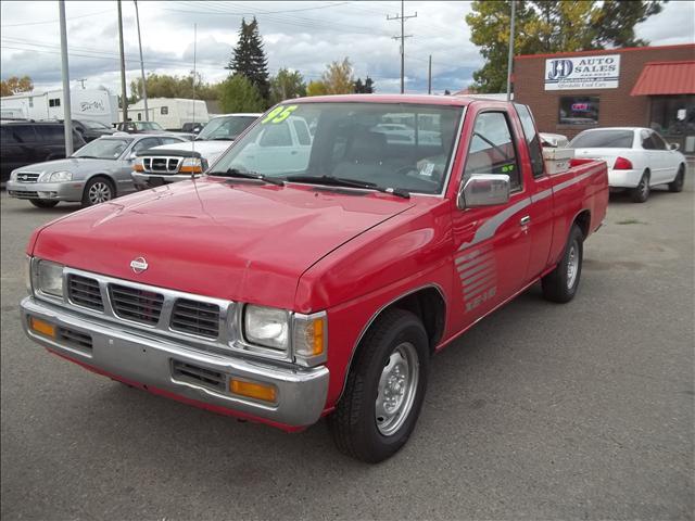 Nissan Pickup Base Pickup