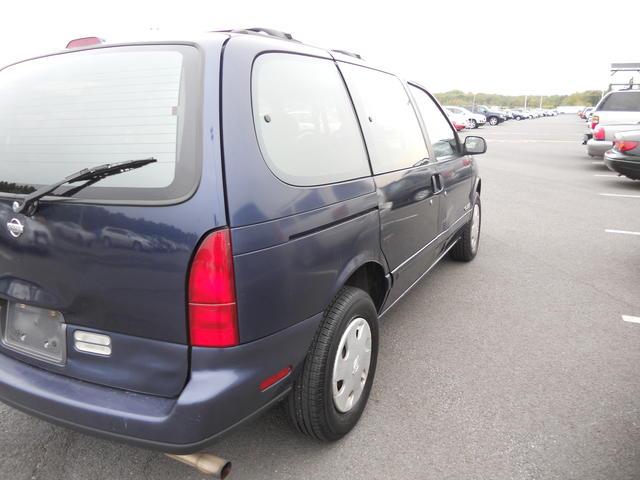 Nissan Quest 1995 photo 2