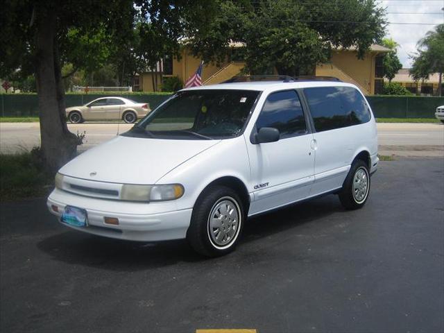 Nissan Quest 1995 photo 5