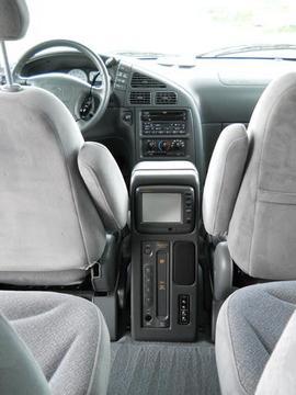 Nissan Quest 1999 photo 1