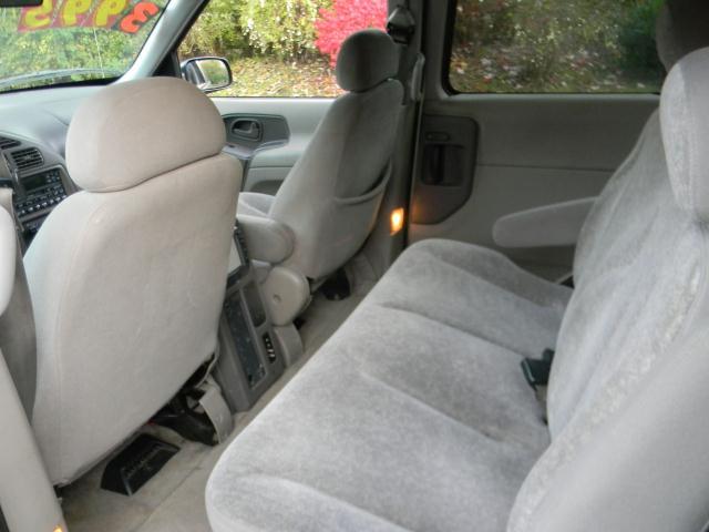 Nissan Quest 1999 photo 5