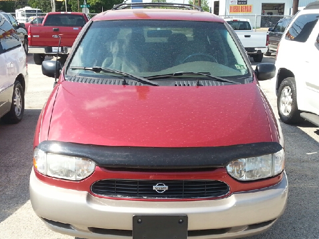 Nissan Quest 2000 photo 1