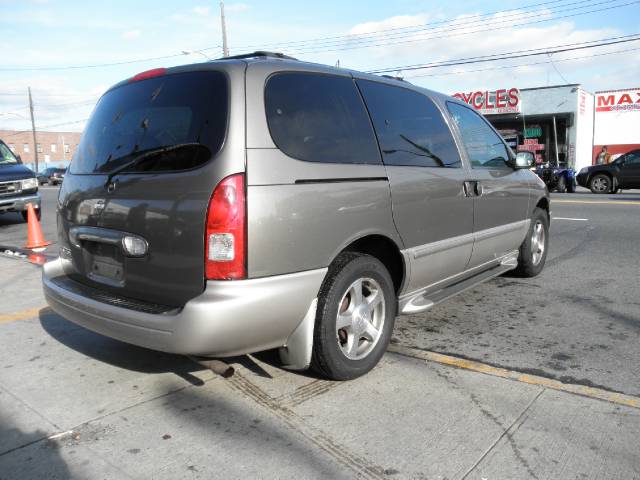 Nissan Quest 2002 photo 2